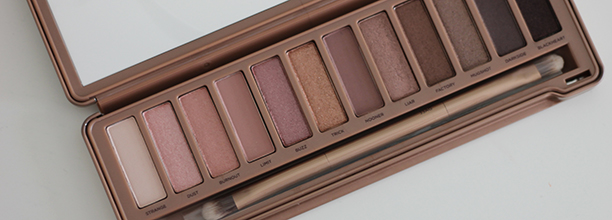 Urban Decay Naked 3 palette + swatches & ooglooks